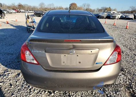 2014 Nissan Versa S z USA, uszkodzony, nr VIN 3N1CN7AP2EL854746